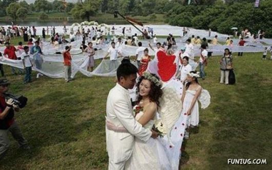 Hilarious Wedding Dresses