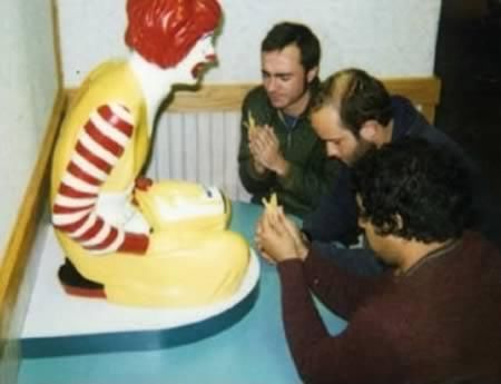 Funniest And Most Inappropriate Ronald McDonald Photos