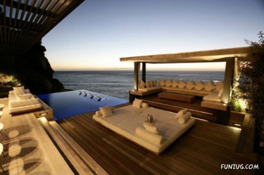 Most Spectacular Contemporary Home Swimming Pools