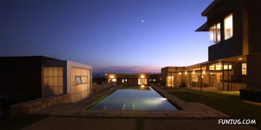 Most Spectacular Contemporary Home Swimming Pools