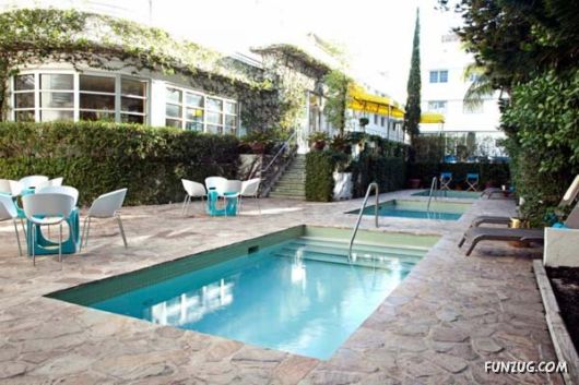 Most Spectacular Contemporary Home Swimming Pools