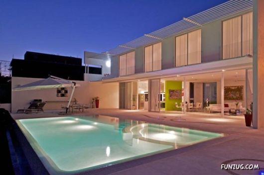 Most Spectacular Contemporary Home Swimming Pools