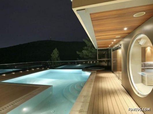 Most Spectacular Contemporary Home Swimming Pools
