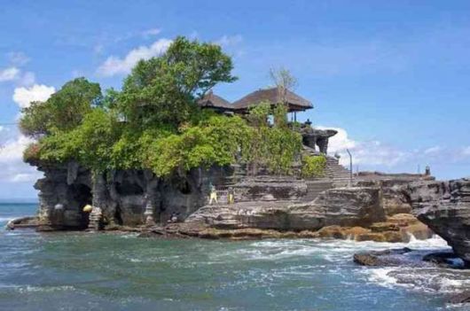 Tanah Lot - The Marvelous Rock Formation