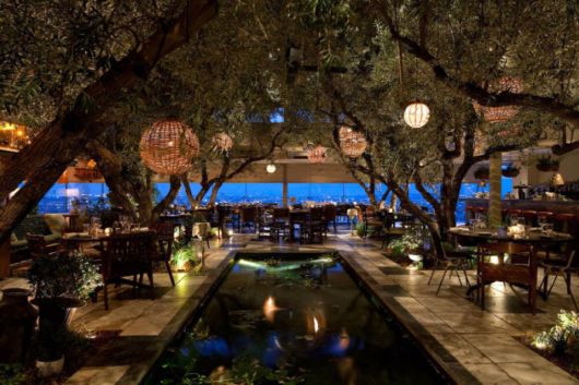 Amazing Restaurants With Incredible Views  