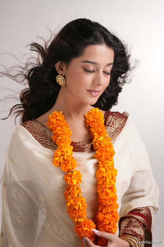 Amrita Rao Exclusive Photo Gallery 