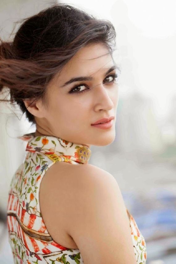 Gorgeous Kriti Sanon Photo Gallery
