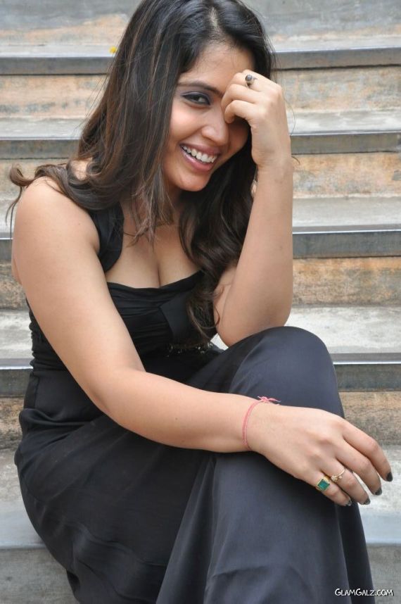 Tollywood Actress Tripura Photoshoot